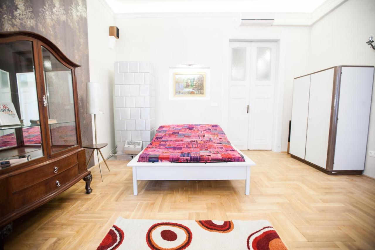 N40 By Small Home Budapest Exterior foto
